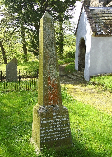 Monument to Edward Stooke of Rydon in Ashton churchyard. 5 May 2005.