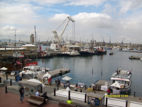 Cape Town docks, 29 Aug 2015